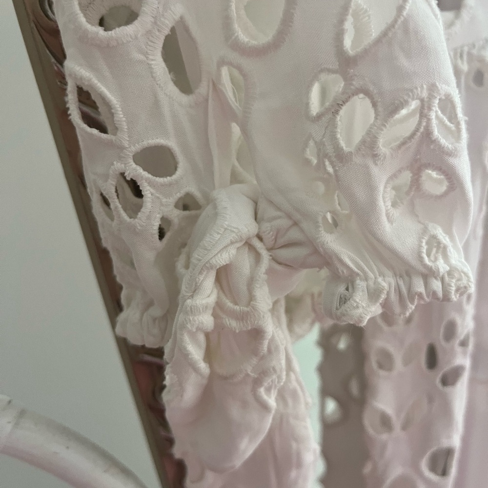 EUC Lily Pulitzer Amrita white eyelet midi dress size 00 resort white EUC - Picture 4 of 9